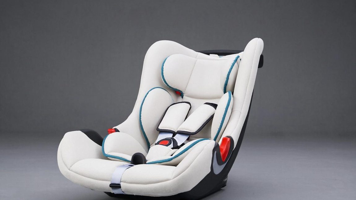 Новый штраф за отсутствие детского кресла